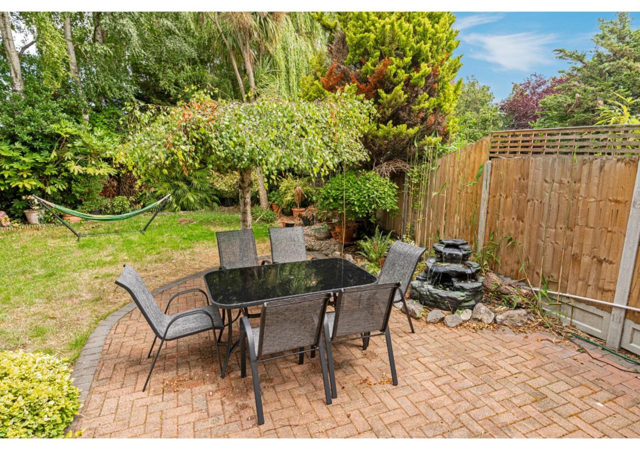 Nature's Serenade:3br Classic Home-jacuzzi & Sauna *